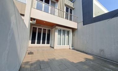 Jual Dan Disewakan Rumah Bagus 2Lt SHM LB174 di Villa Melati Mas Serpong TangSel, KD25102101