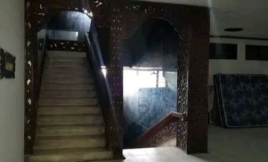 dijual hotel 50%bawah njop Tamansari Jakarta Barat