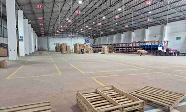 Rento Excelente Bodega 3.370 m2 Cerca de la Mitad del Mundo
