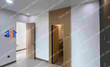 Rumah Furnished 4 Kamar Tidur Dekat Gerbang Tol Pamulang