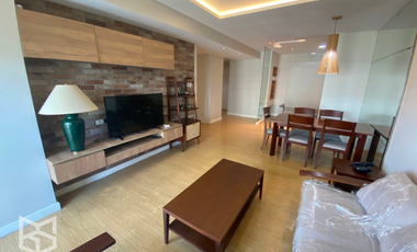 FOR LEASE: 1 BR Condo Unit with Den at The Grove by Rockwell
