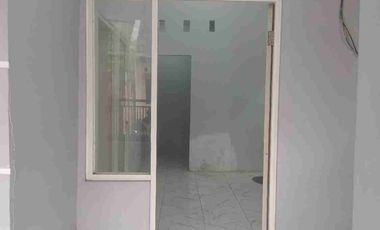 Jual rumah siap huni Di Perum golden berry Menganti gresik