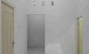 Jual rumah siap huni Di Perum golden berry Menganti gresik