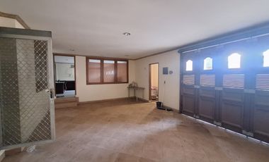 Harga Murah Rumah Mewah 3 Lantai di Bukit Gading Mediterania Kelapa Gading