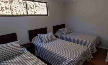 SE ARRIENDA DEPARTAMENTO AMOBLADO EN CONSTITUCIÓN.