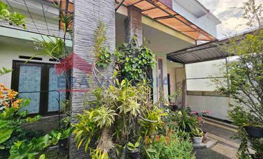 Rumah bagus di villa puncak tidar malang