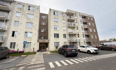 Departamento con Estacionamiento en Arriendo, Condominio Nueva Milano, Gastos Comunes Incluidos