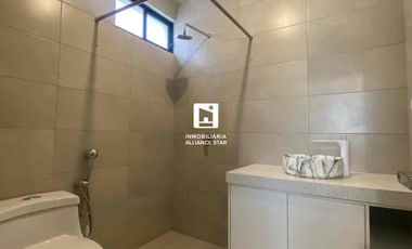 VENTA CASA EN URB. ARBOLEIA