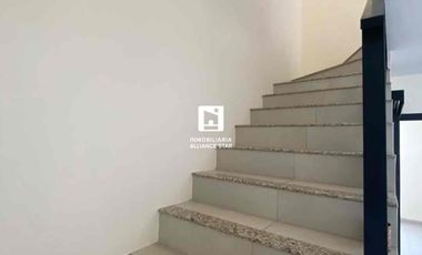 VENTA CASA EN URB. ARBOLEIA