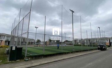 VENTA CASA EN URB. ARBOLEIA