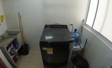 VENTA APTO BARRIO LA PLAYA ASCENSOR