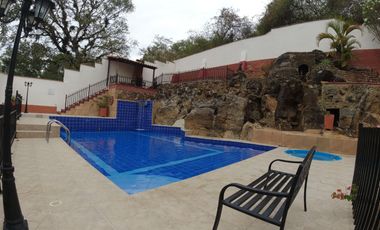 VENTA APTO BARRIO LA PLAYA ASCENSOR