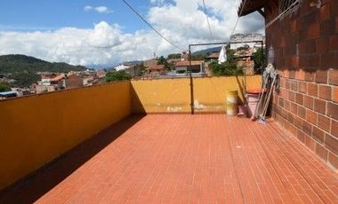 VENTA DE AMPLIO APARTAMENTO BARRIO PABLO VI