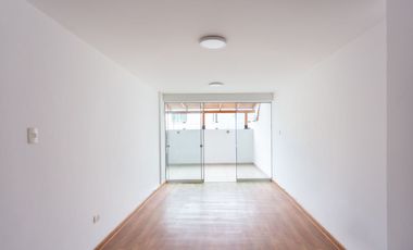 VENDO DPTO. CON EXCELENTE UBICACIÓN