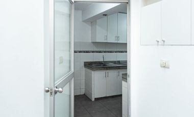 VENDO DPTO. CON EXCELENTE UBICACIÓN