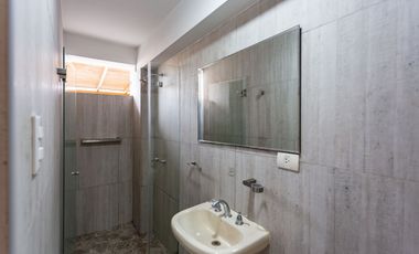 VENDO DPTO. CON EXCELENTE UBICACIÓN