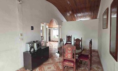 Venta de casa de un piso en el barrio Candido Leguizamo de area 131m2,al norte de la ciudad de neiva