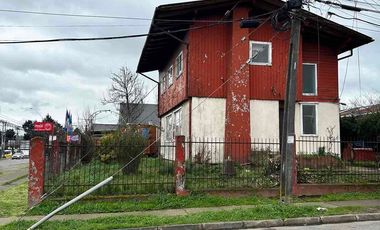 Vendo casa en Chacabuco esquina Julio Buschmann, Osorno