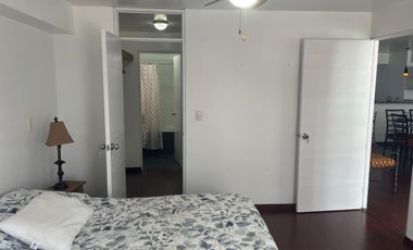 ALQUILO BONITO DPTO AMOBLADO EN SAN ISIDRO VISTA A LA AVENIDA Y BALCON