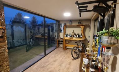 Casa 5 ambientes con piscina climatizada. Arenas del Sur. Mar del Plata