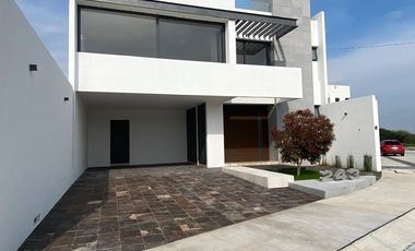 Hermosa residencia en VENTA San Nicolás Premier