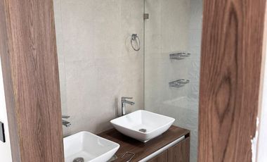 Amplia casa moderna cerca del Monay Shopping con 4 habitaciones y área BBQ