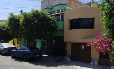 LOCAL Y DEPARTAMENTO EN VENTA LOMAS DE CASA BLANCA