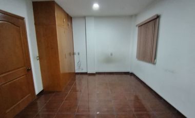 LOCAL Y DEPARTAMENTO EN VENTA LOMAS DE CASA BLANCA