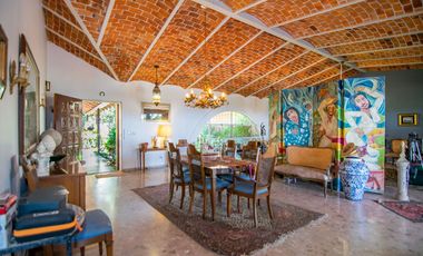 Espectacular casa en lo alto de vista del lago, country club!