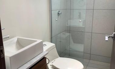 Departamento en renta en torre Sta Ana 360 a un costado de Bugambilias