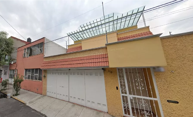 CASA EN AZCAPOTZALCO COLONIA LA PETROLERA