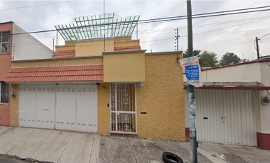 CASA EN AZCAPOTZALCO COLONIA LA PETROLERA