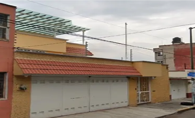 CASA EN AZCAPOTZALCO COLONIA LA PETROLERA