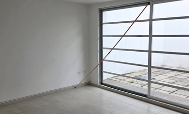 SE VENDE AMPLIA CASA EN SAN MANUEL 7 RECÁMARAS 6.5 BAÑOS