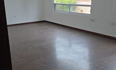 CASA EN RENTA UBICADA EN LA VISTA COUNTRY CLUB CLUSTER VISTA FLORIDA