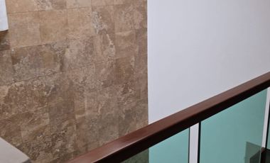 CASA EN RENTA UBICADA EN LA VISTA COUNTRY CLUB CLUSTER VISTA FLORIDA