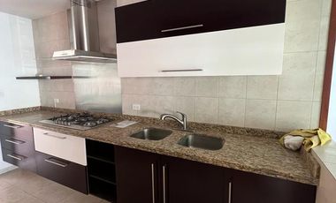 CASA EN RENTA UBICADA EN LA VISTA COUNTRY CLUB CLUSTER VISTA FLORIDA