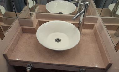 DEPARTAMENTO EN DÚPLEX 5 AMBIENTES. VISTA AL MAR. LA PERLA. MAR DEL PLATA.