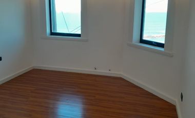 DEPARTAMENTO EN DÚPLEX 5 AMBIENTES. VISTA AL MAR. LA PERLA. MAR DEL PLATA.