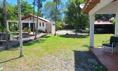 GRAN CASA CAMPESTRE VIA PUERTO LOPEZ