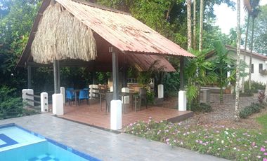 GRAN CASA CAMPESTRE VIA PUERTO LOPEZ
