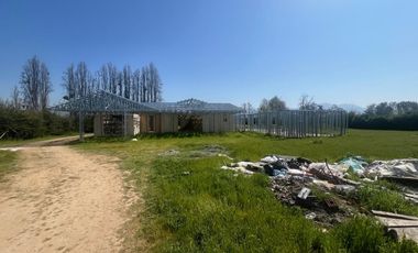 Venta Parcela con Proyecto de Casa en Construcción –Colonia Alemana