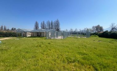 Venta Parcela con Proyecto de Casa en Construcción –Colonia Alemana