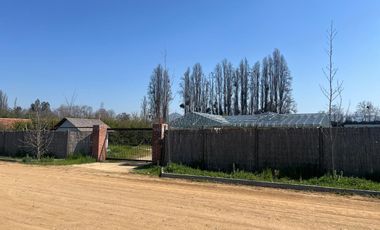 Venta Parcela con Proyecto de Casa en Construcción –Colonia Alemana