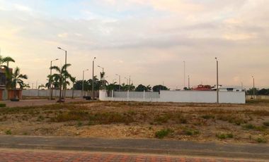 TERRENO EN VENTA EN URBANIZACIÓN ZHARA LOTE #279 Mz Q, PASAJE