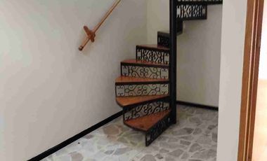 RENTO CASA Con jardín Coapa los Cedros, Calzada de las bombas, Eje 3 Cafetales, a 10 minutos de la Marina