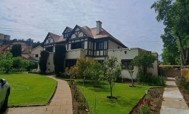 Gran y hermosa casa en esquina 6D, 4B, 6E   estilo inglés en barrio residencial de  Miraflores , Viña del Mar