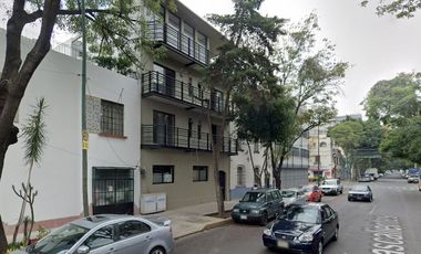 Inversión Segura y Rentable en Bienes Raíces, Edificio en Col. Roma Sur, CDMX.