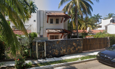 HERMOSA CASA UBICADA EN IXTAPA  ZIHUATANEJO