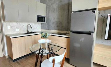 Rentó departamento tipo loft Barrio W, a una cuadra de Macroplaza